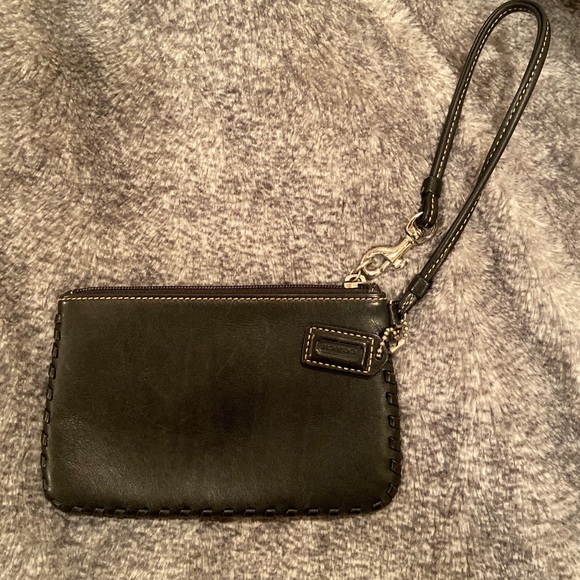 Small coach leather wristlet - Picture 2 of 4